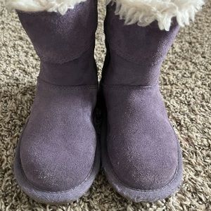 Kookaburra by UGG toddler boots- purple size 8